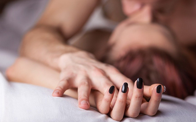 Mụn cóc lây nhiễm qua đường tình dục