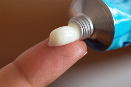 Thuốc trị hẹp bao quy đầu là gì?