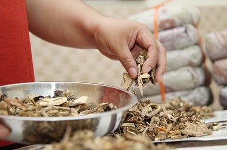 Thuốc Đông y chữa viêm bao quy đầu